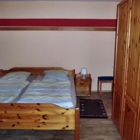 Pferdehof Und Wanderreitstation Dörsam Bauernhof